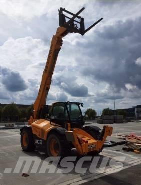 JCB 540-140 Carretillas telescópicas