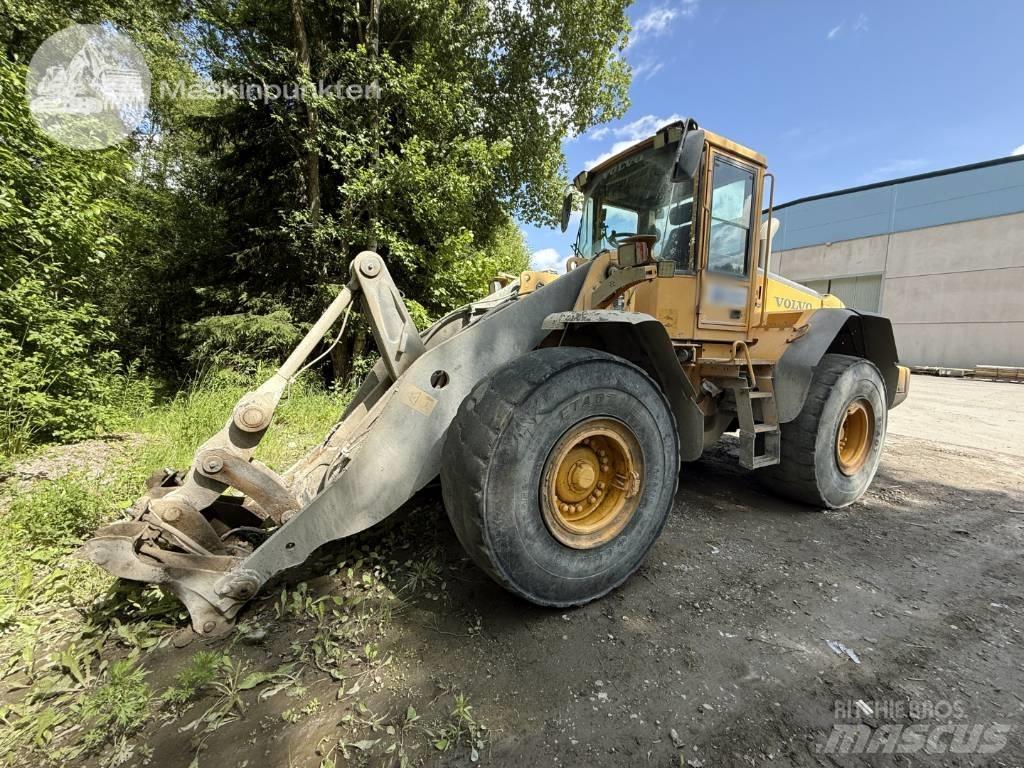 Volvo L 120 Cargadoras sobre ruedas
