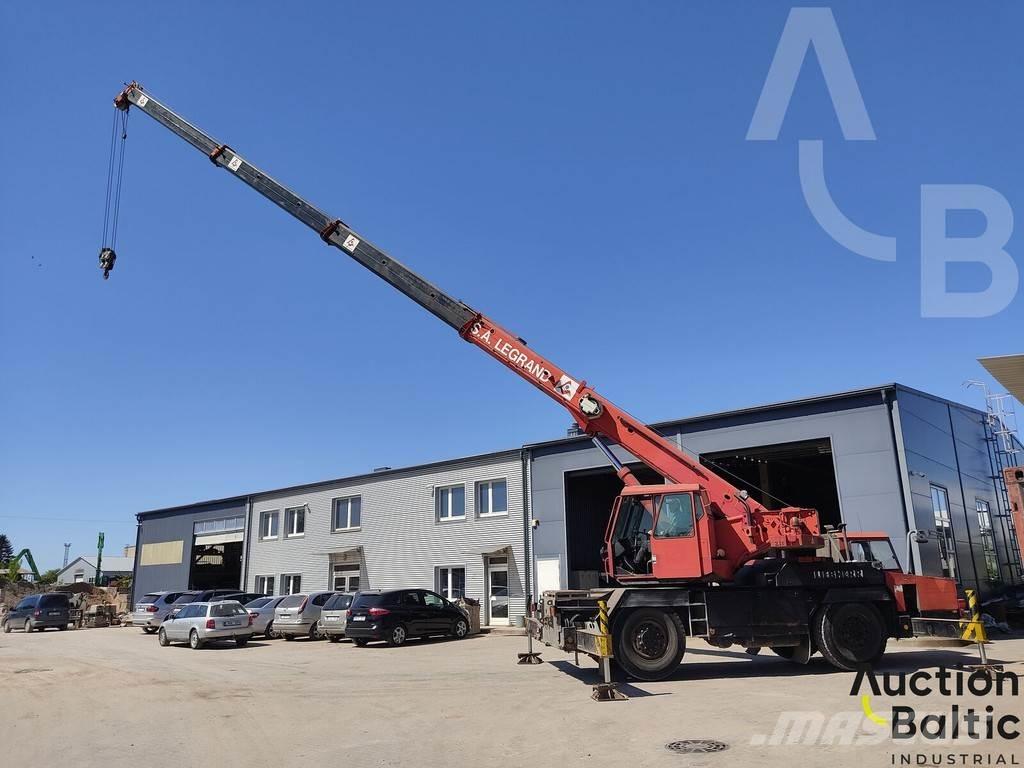 Liebherr LTM 1025 Grúas todo terreno