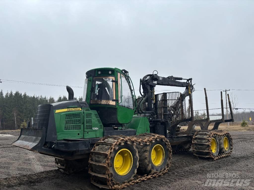 John Deere 1210 E Autocargadoras