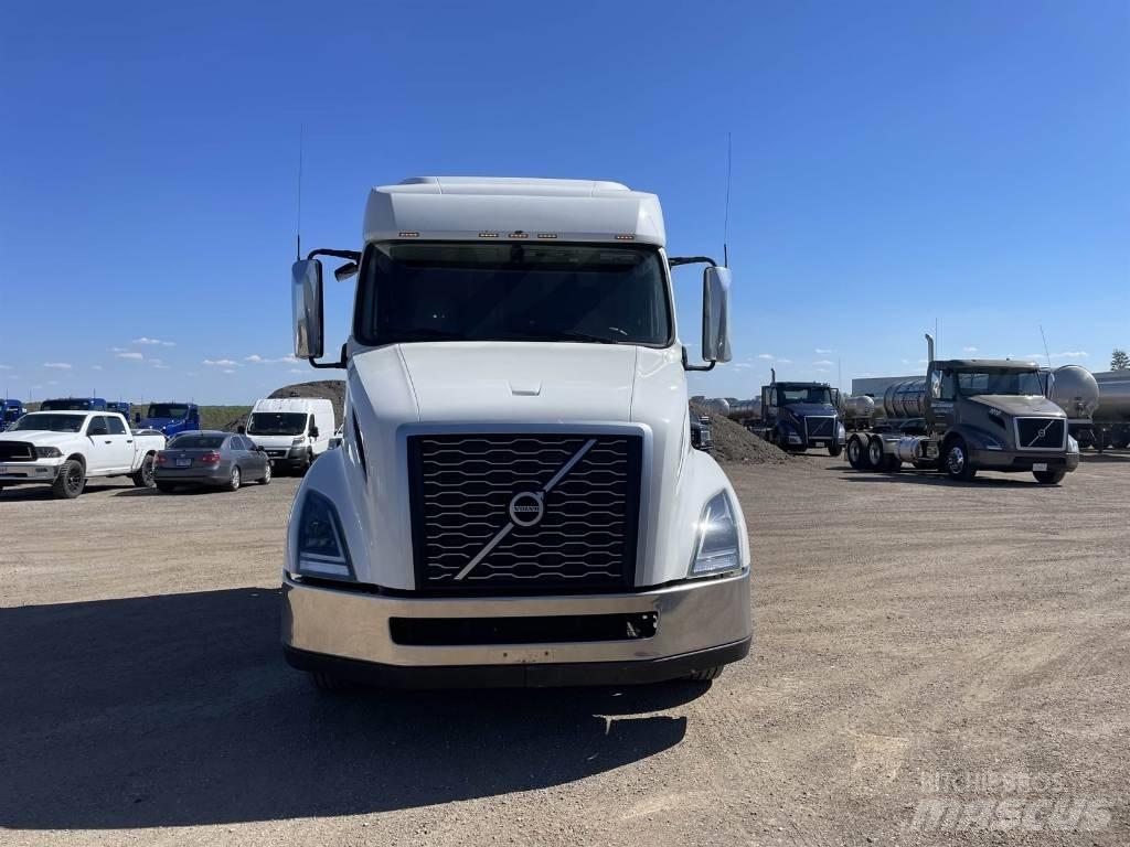 Volvo VNL 740 Cabezas tractoras