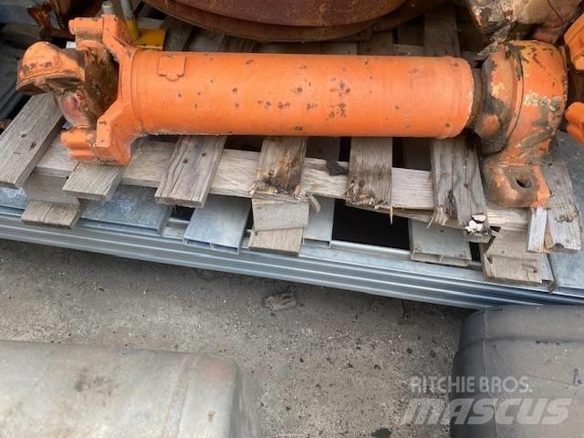 Fiat-Hitachi 350 Transmisión