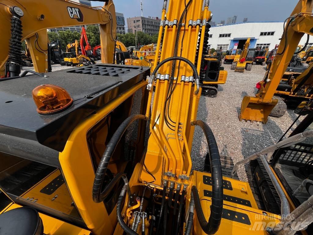 Komatsu PC 240 LC-8 Excavadoras de cadenas