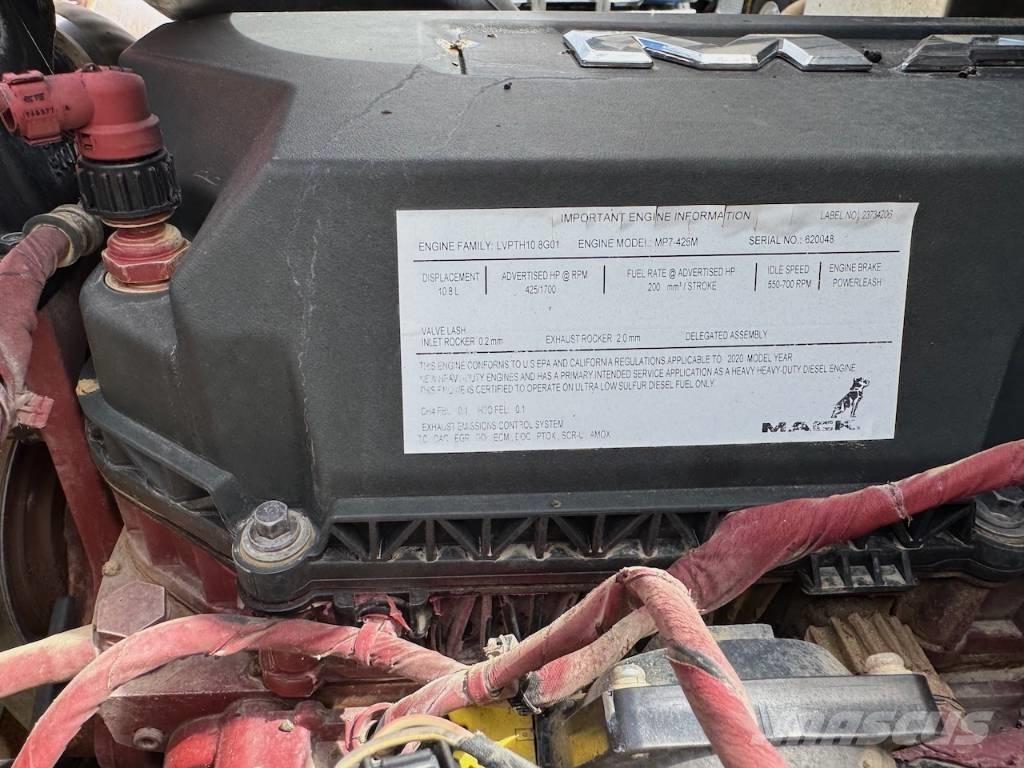 Mack Granite 64FR Camiones bañeras basculantes o volquetes