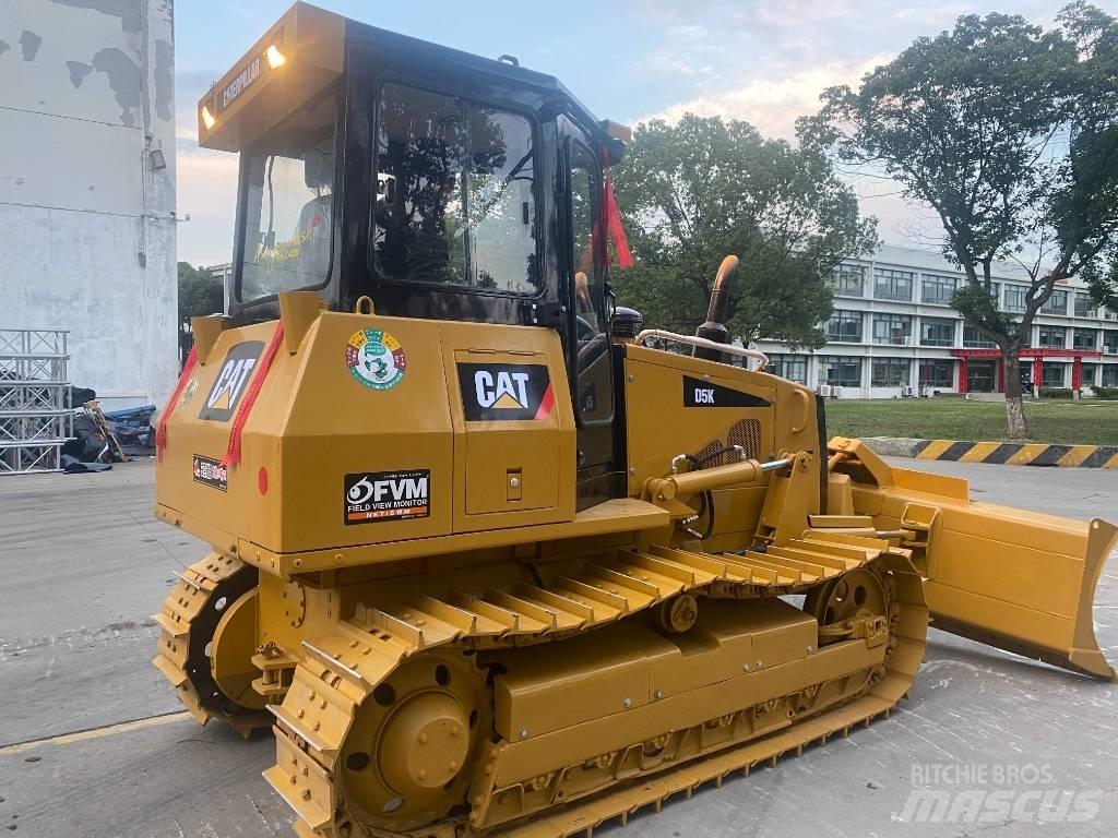 CAT D 5 K 2 LGP Buldozer sobre oruga