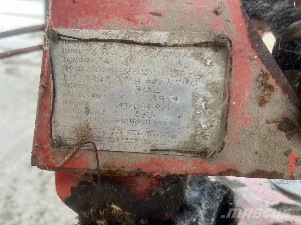 Lely TH 680 Rastrillos y henificadores