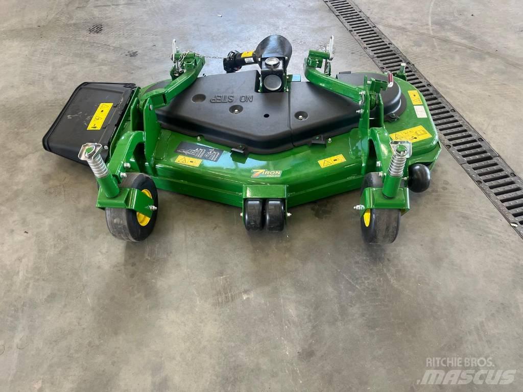John Deere 7 Iron Tractores corta-césped