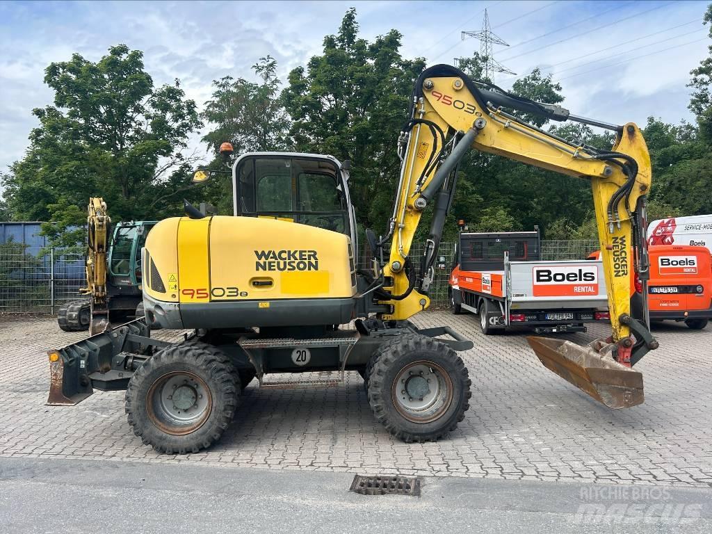 Wacker Neuson 9503 Excavadoras de ruedas
