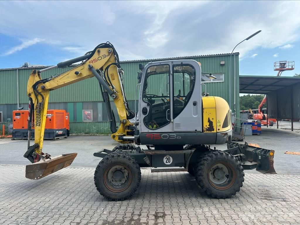 Wacker Neuson 9503 Excavadoras de ruedas