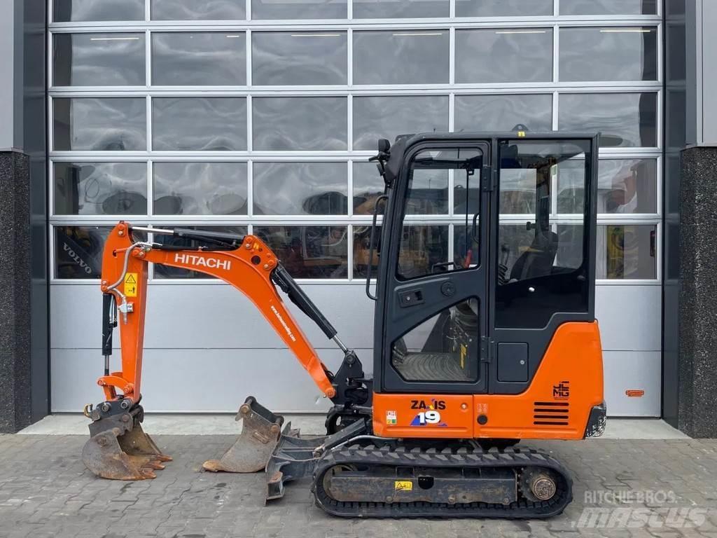 Hitachi ZX19-6 CR Mini excavadoras < 7t