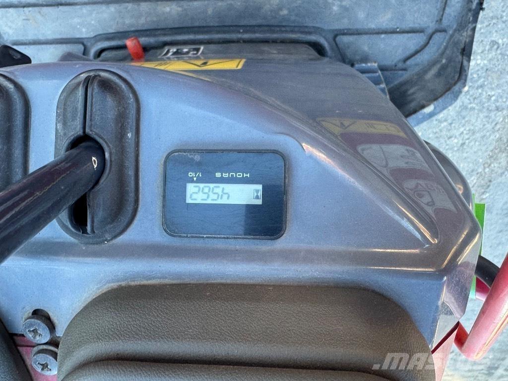 Yanmar SV08 (1E935) Mini excavadoras < 7t