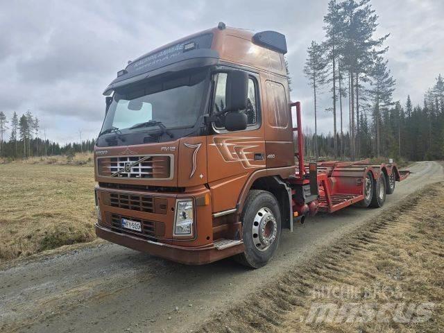 Volvo FM12 8x2 Camiones de transporte de maquinaria forestal