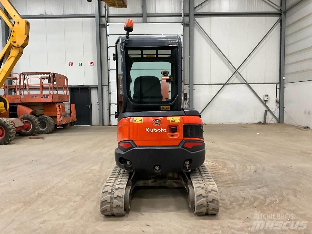 Kubota U 27-4 Mini excavadoras < 7t