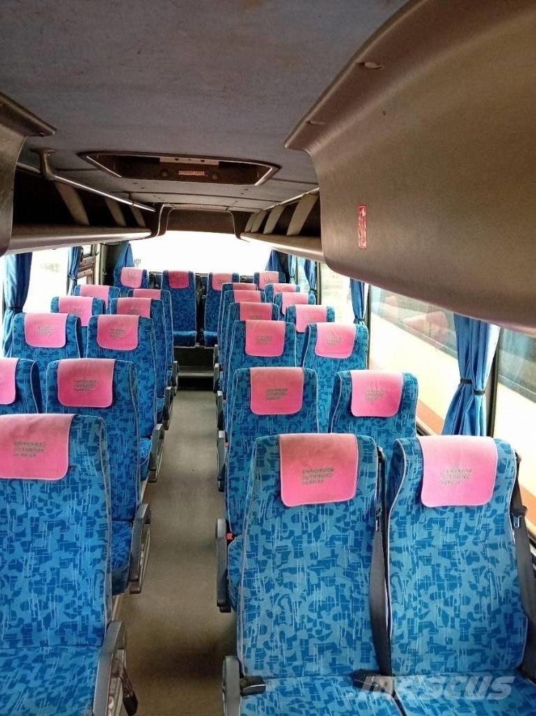 Isuzu Harmony Autobuses turísticos
