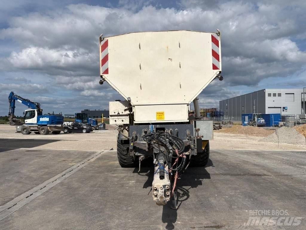 Streumaster SW 16 TA Equipos para la estabilización de suelos y reciclaje de asfalto