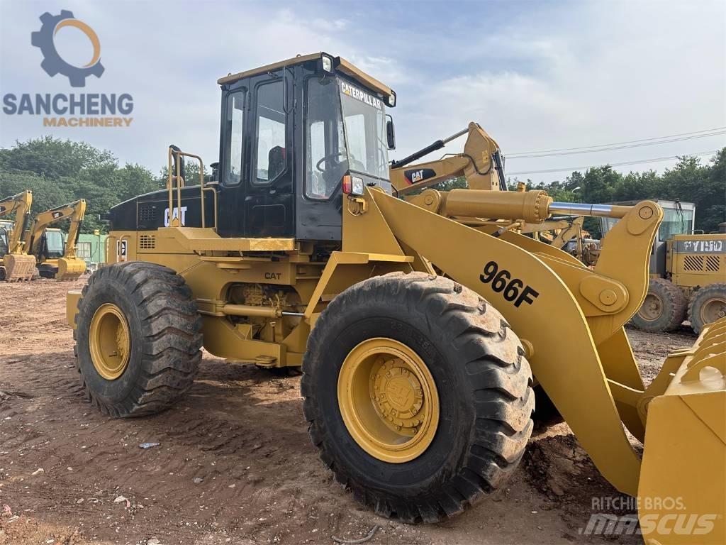 CAT 966 F Cargadoras sobre ruedas