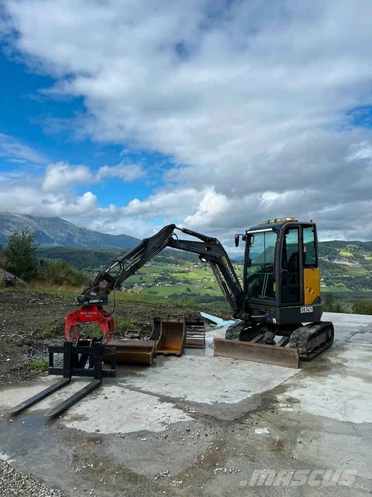 Volvo ECR25D Mini excavadoras < 7t