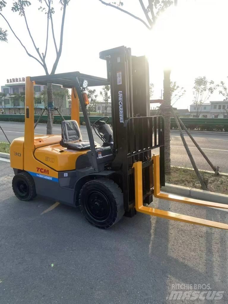 TCM FD 30 Carretillas diesel