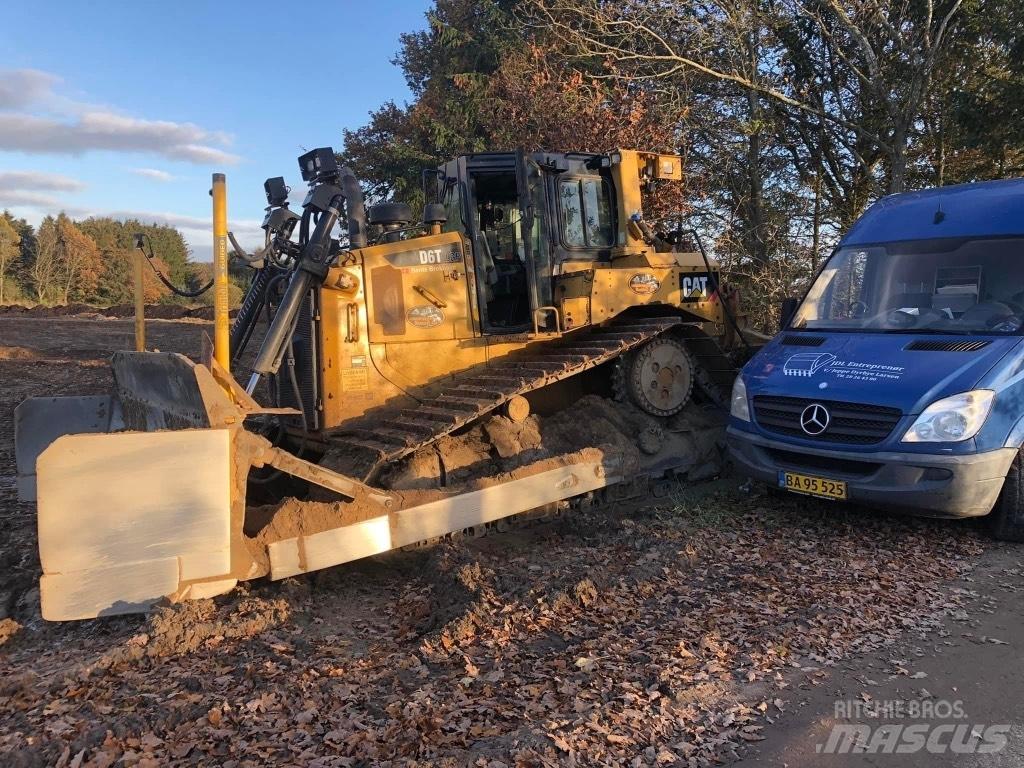 CAT D 6 T LGP Buldozer sobre oruga