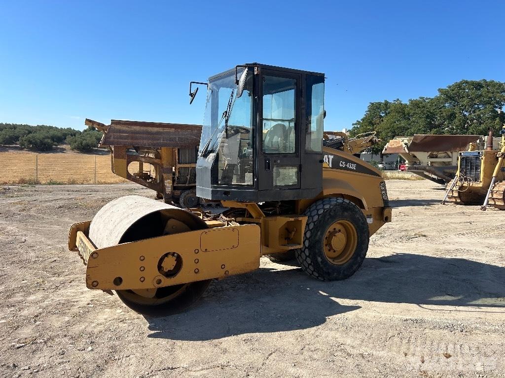 CAT CS 433 E Rodillos de doble tambor