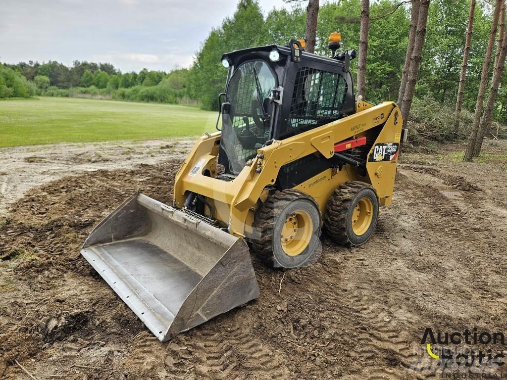 CAT 236 D Minicargadoras