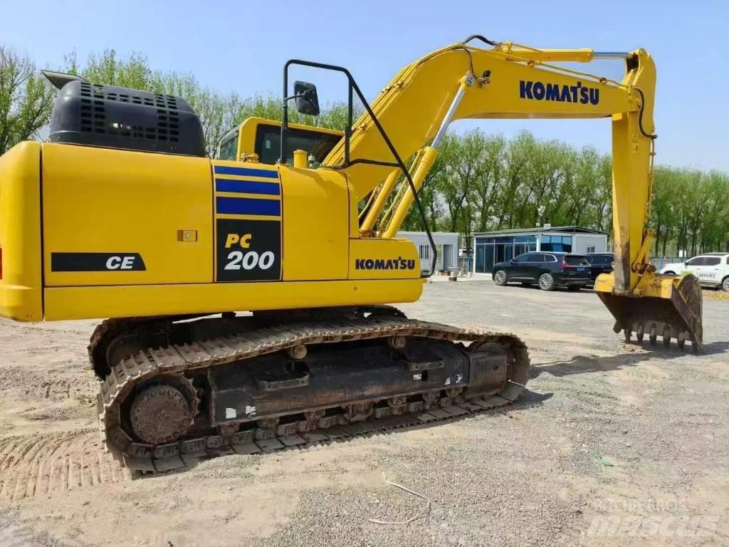 Komatsu PC 200-11 Excavadoras de cadenas