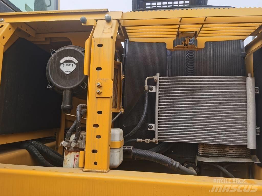 Komatsu PC 220-8 Excavadoras de cadenas