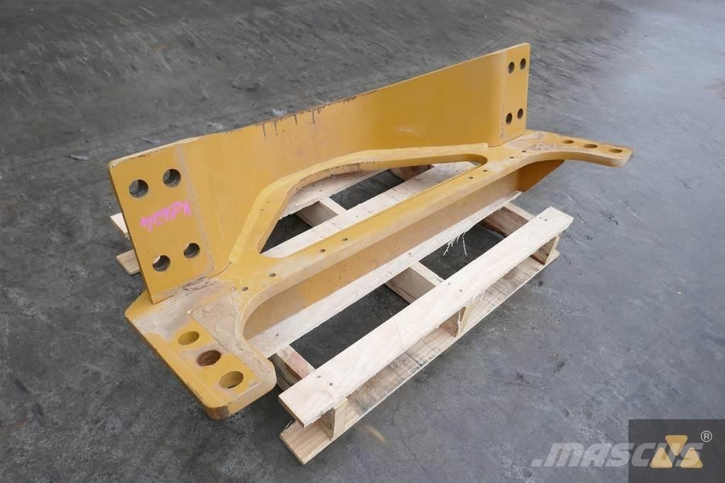 CAT 140M3 Drawbar Transporte - Otros