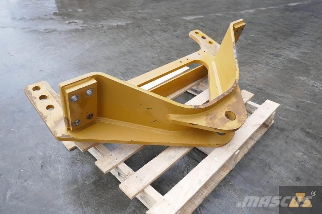 CAT 140M3 Drawbar Transporte - Otros