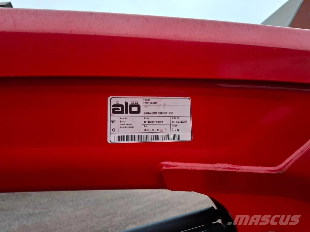 Massey Ferguson 5713 Tractores