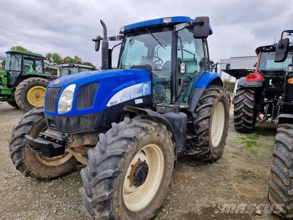 New Holland TSA 115 Tractores