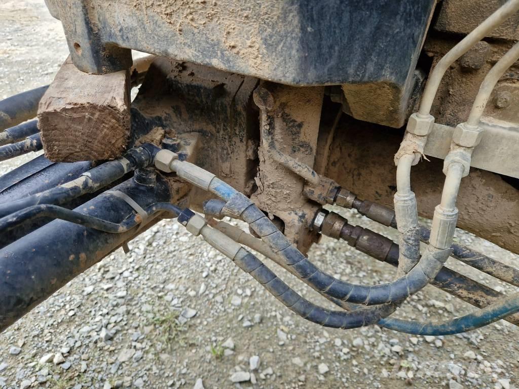 New Holland TSA 115 Tractores
