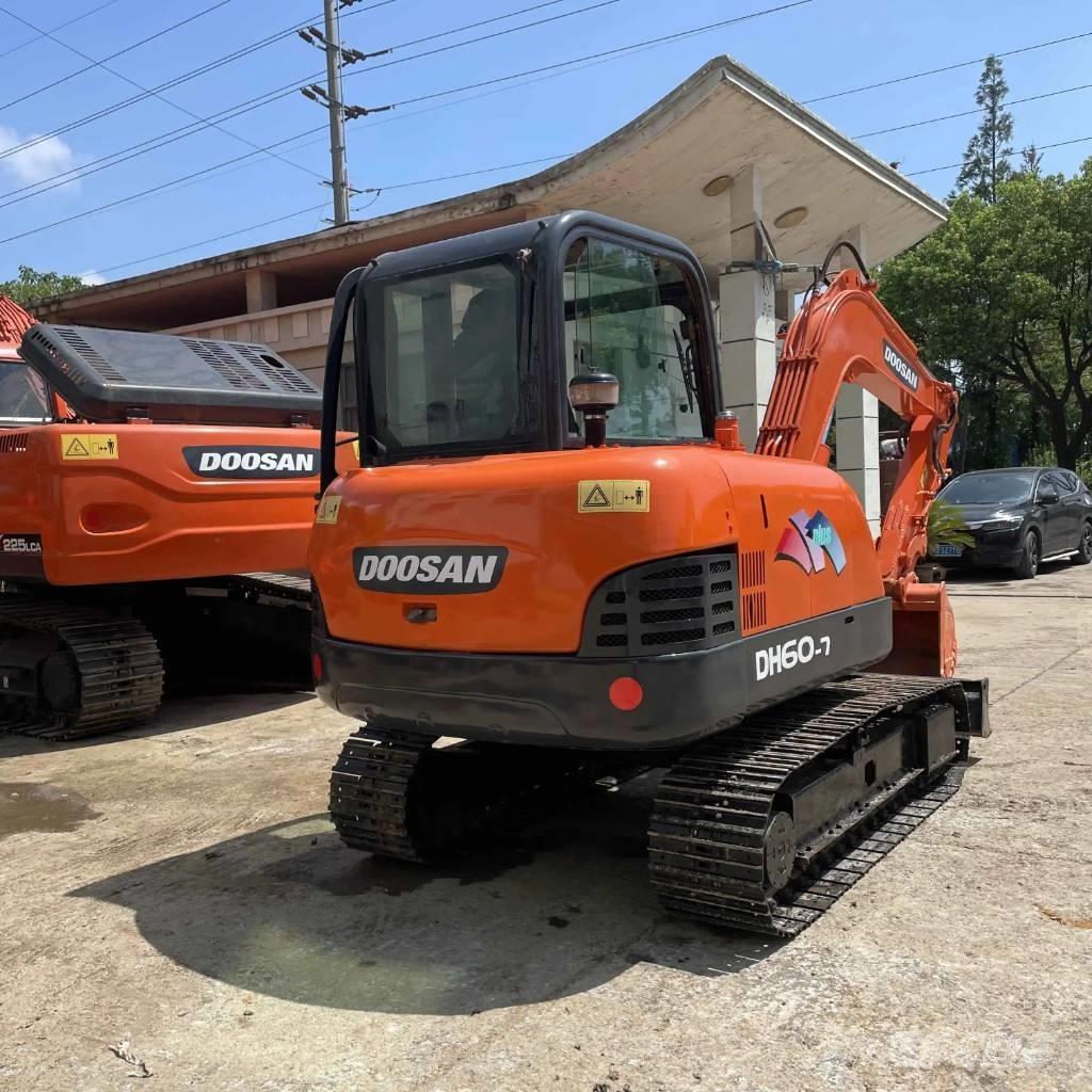 Doosan DH60-7 Mini excavadoras < 7t