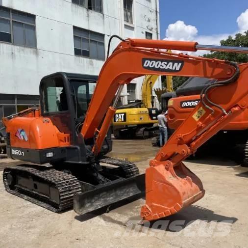 Doosan DH60-7 Mini excavadoras < 7t