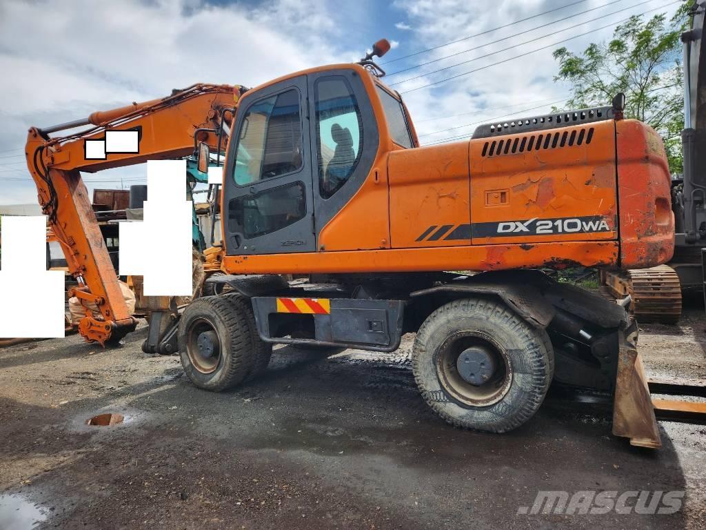 Doosan DX 210WA Excavadoras de ruedas