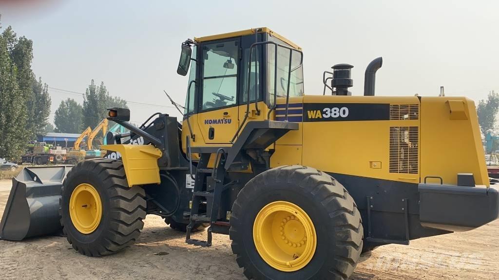 Komatsu WA 380-6 Cargadoras sobre ruedas