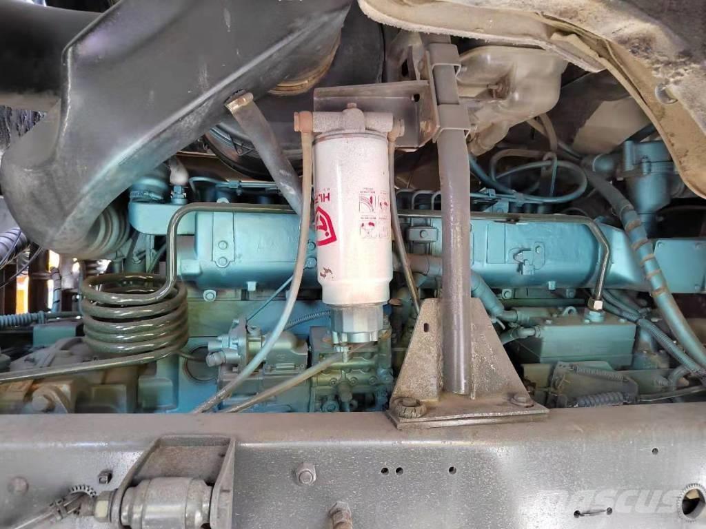 Howo 375 8x4 Camiones bañeras basculantes o volquetes