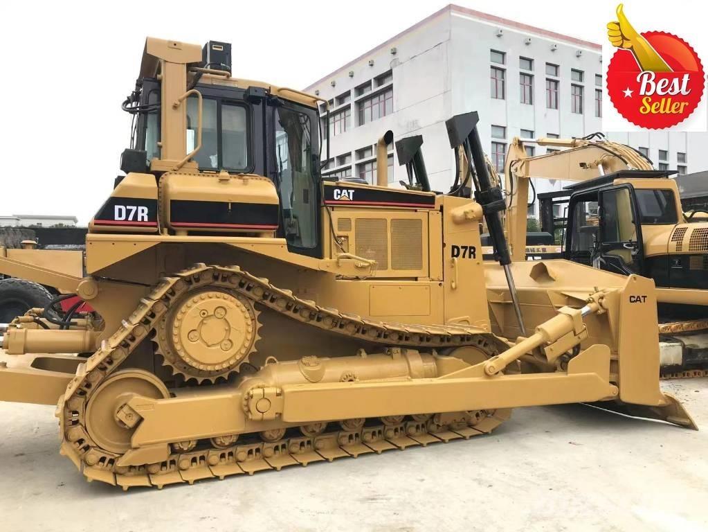 CAT D 7 R Buldozer sobre oruga