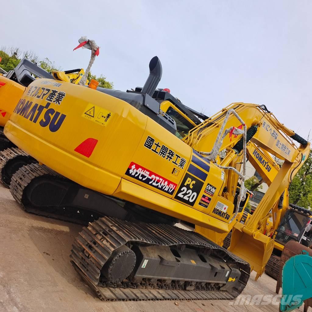 Komatsu PC 220-8 Excavadoras de cadenas