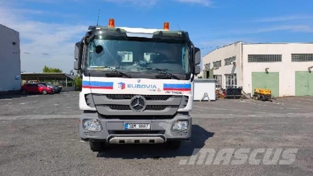 Mercedes-Benz 932.24 Otros camiones