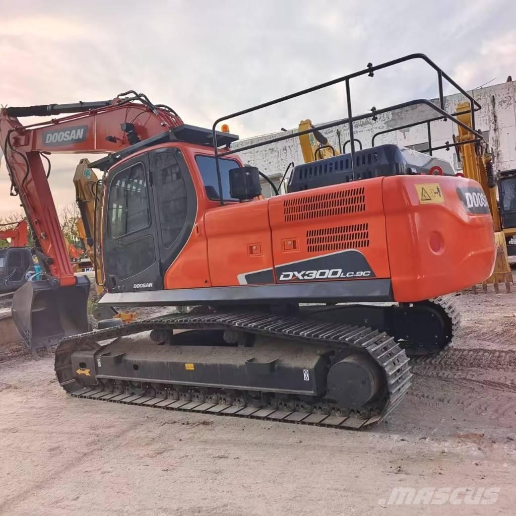 Doosan DX 300 LC Excavadoras de cadenas