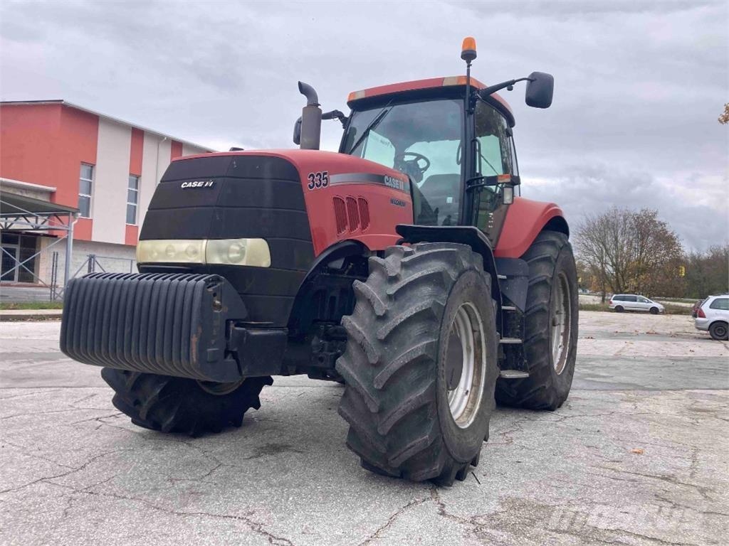 Case IH magnum 335 Tractores