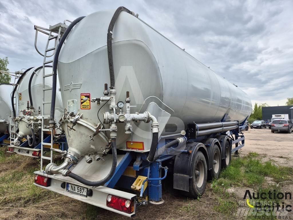 Spitzer SK2760CAL Semirremolques con caja de lona