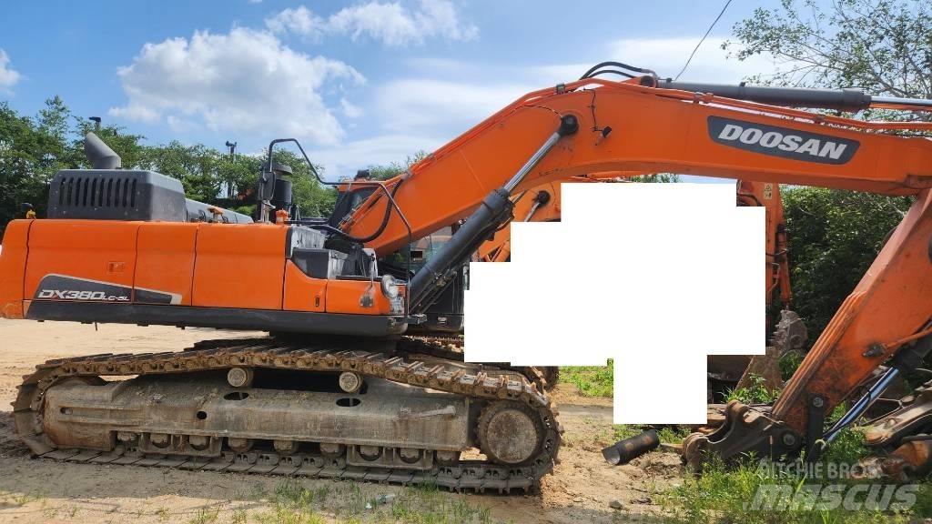 Doosan DX 300 LCA Excavadoras de cadenas