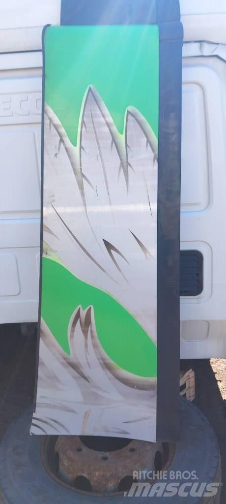 Scania G 400  1804935 Cabinas e interior
