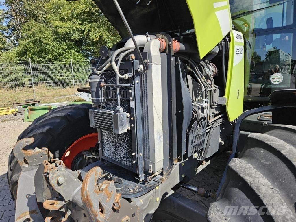 CLAAS ARION 630C Tractores
