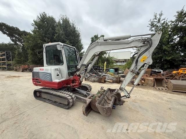 Takeuchi TB 235 Mini excavadoras < 7t