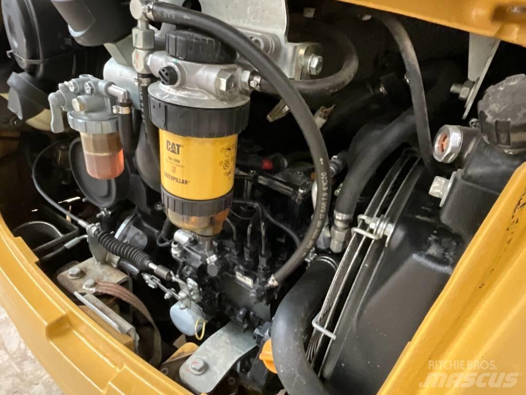CAT 301.7 D Mini excavadoras < 7t