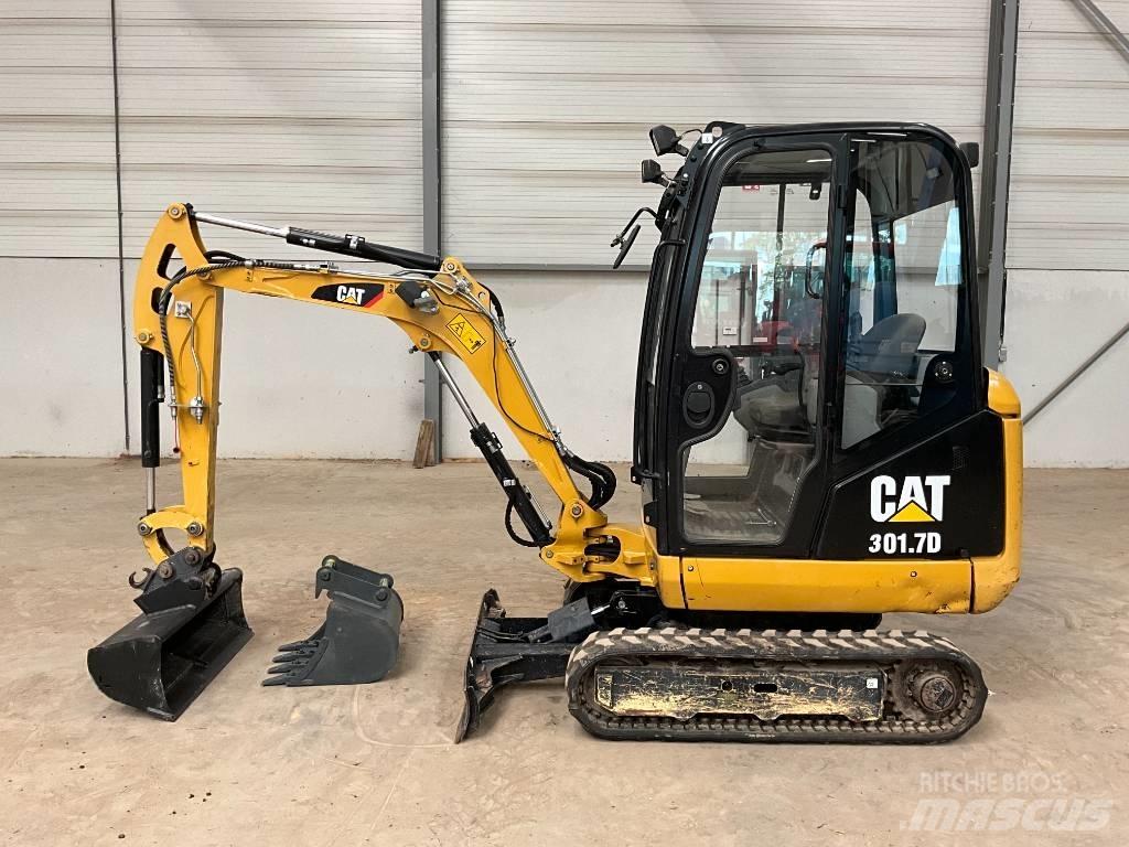 CAT 301.7 D Mini excavadoras < 7t