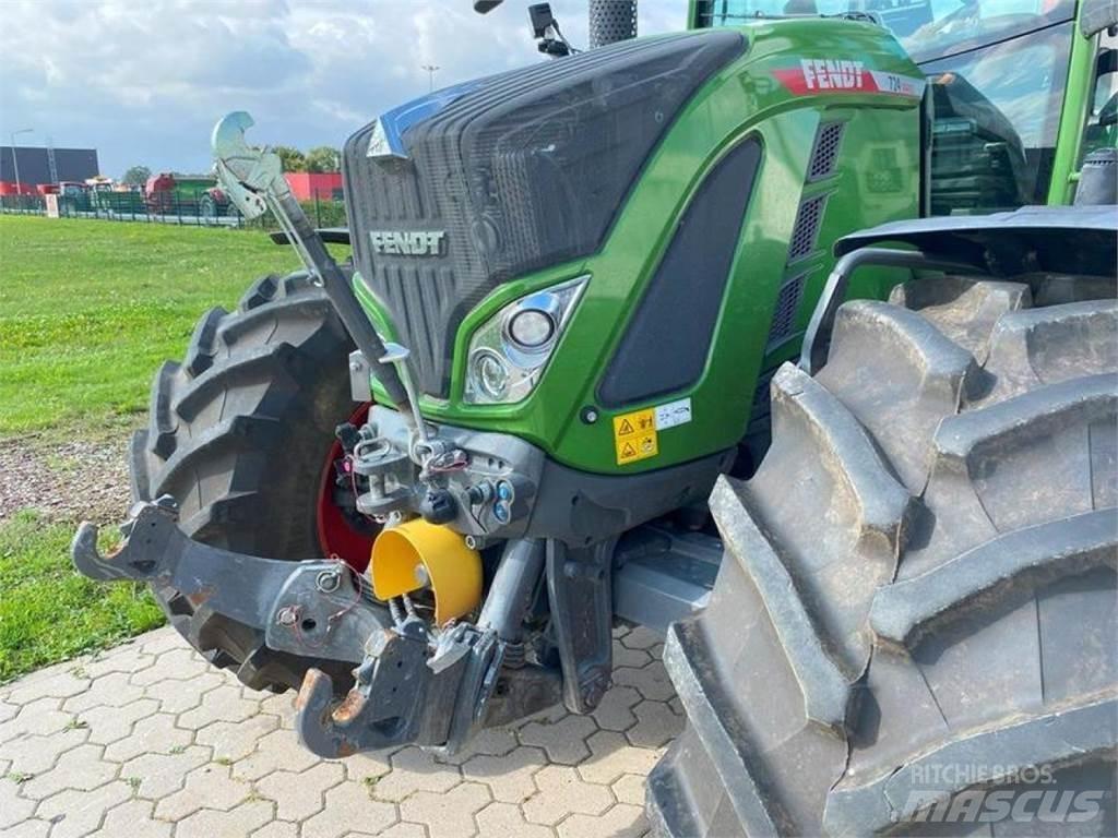 Fendt 724 PROFI+ Tractores
